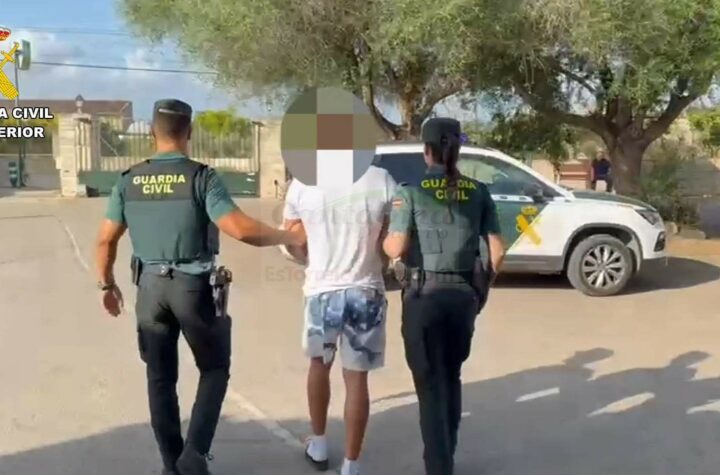 Dos detenidos por apuñalar a un hombre en las fiestas de Cala Pi